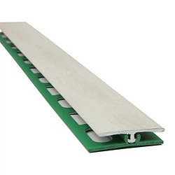 Saumalista Karitma vinyylilankulle 85103 harmaa tammi 4-6x30x2700